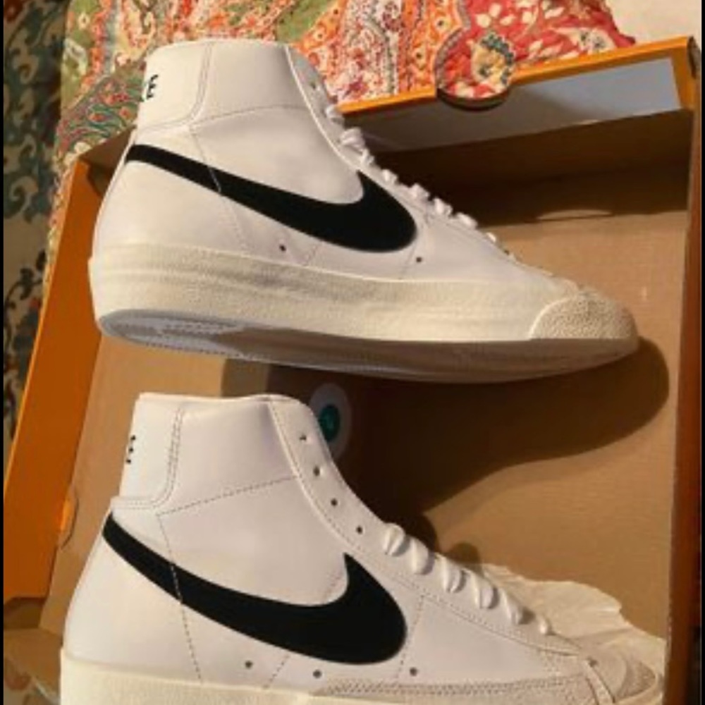 Nike Blazer 77’s BRAND NEW -